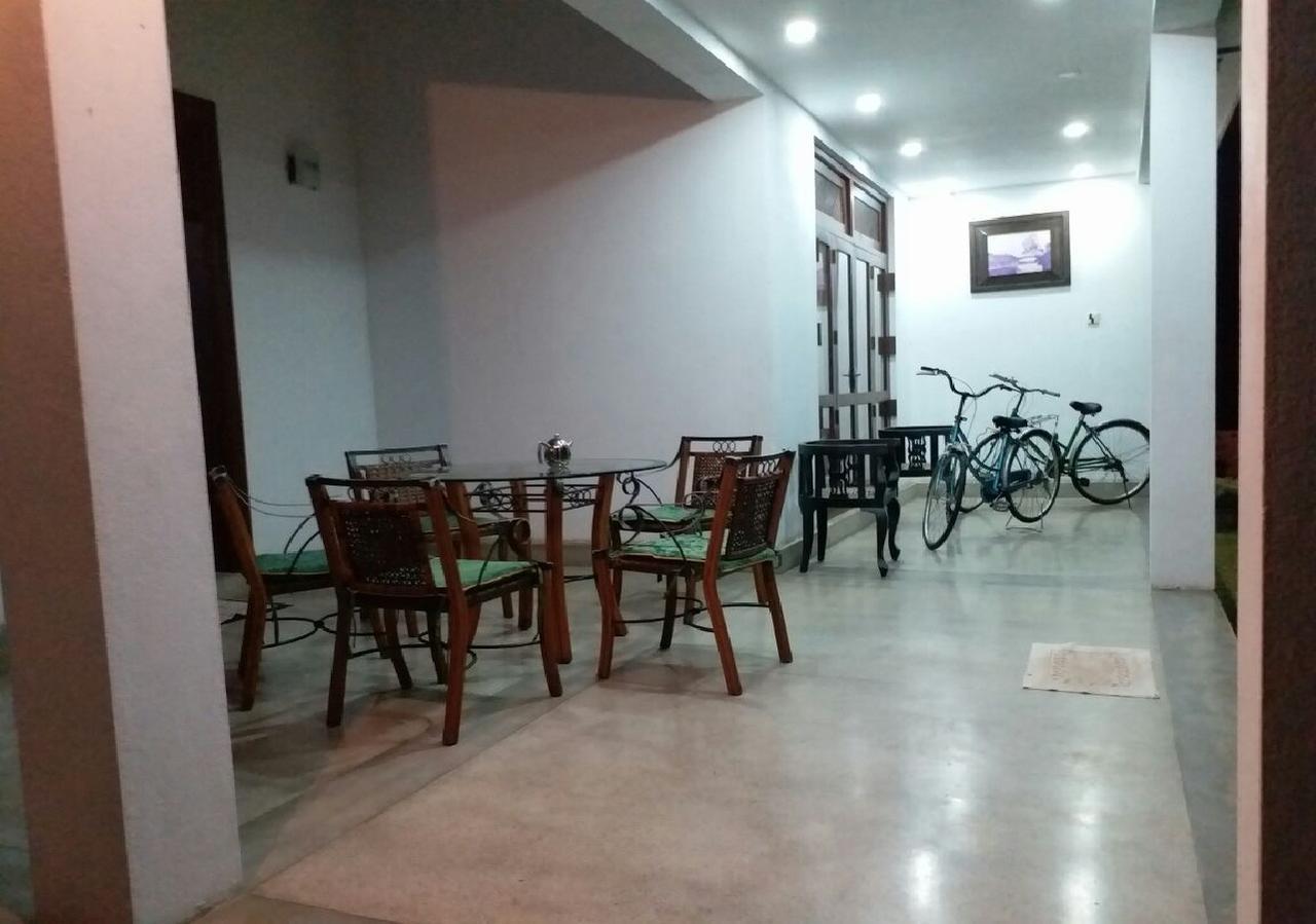 Negombo Holiday Home Buitenkant foto