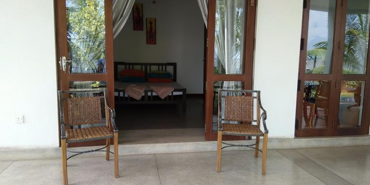 Negombo Holiday Home Buitenkant foto