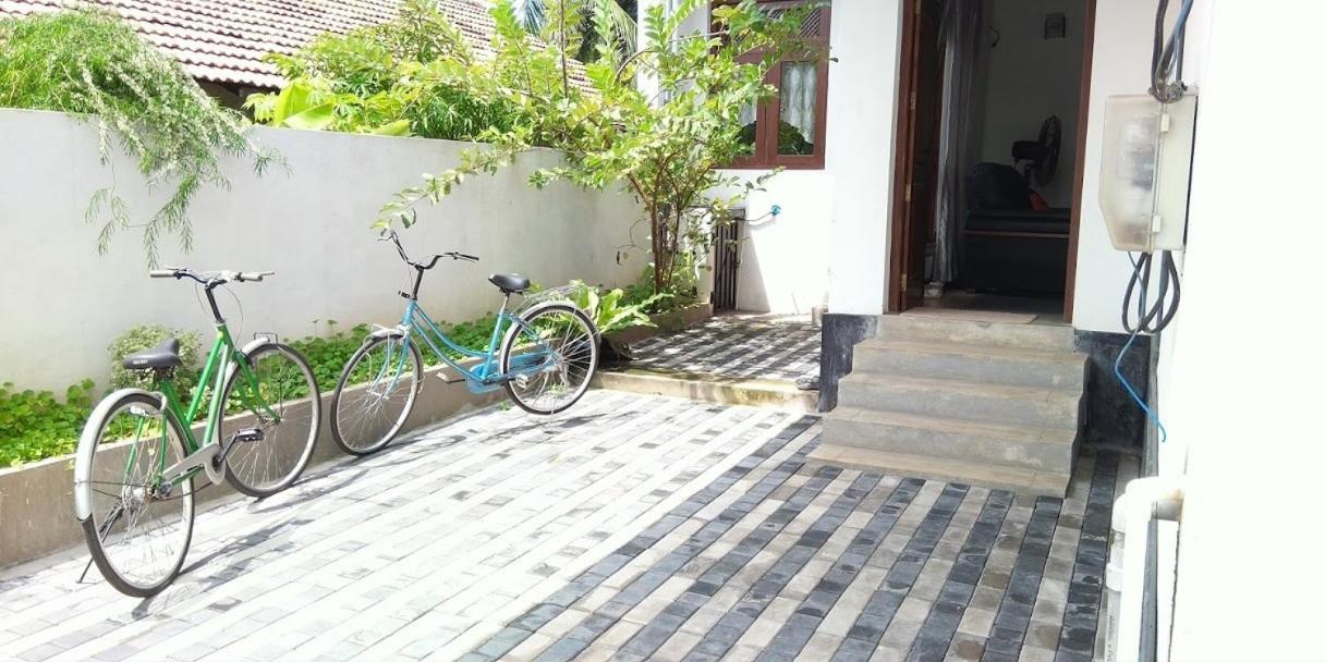 Negombo Holiday Home Buitenkant foto